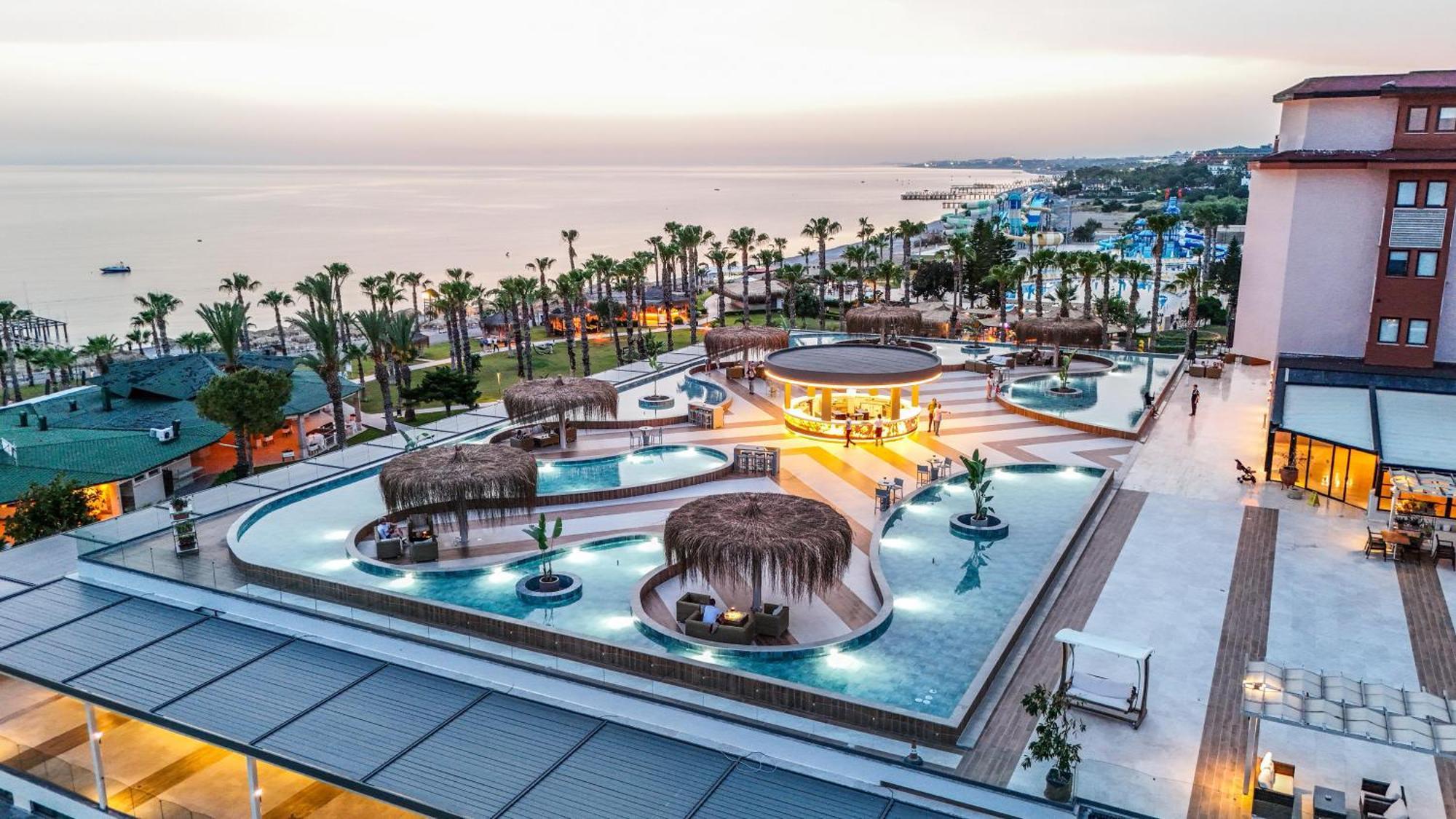 Justiniano Club Park Conti Hotell Okurcalar Exteriör bild